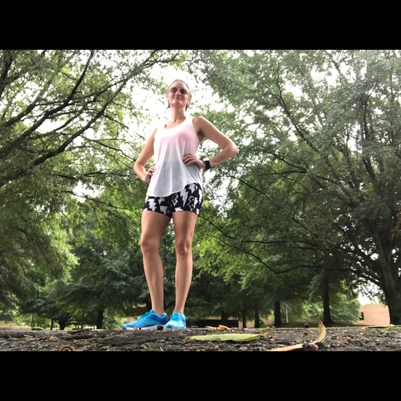 Meet your Posher, Molly - Picture 4 of 5